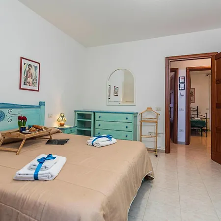 شقة Scacciapensieri - Happy أولبيا